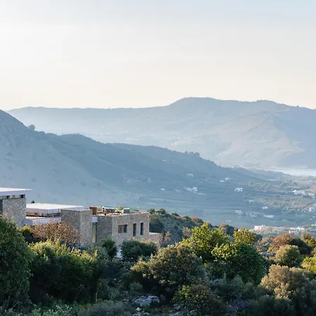 Alva Villa Kournas